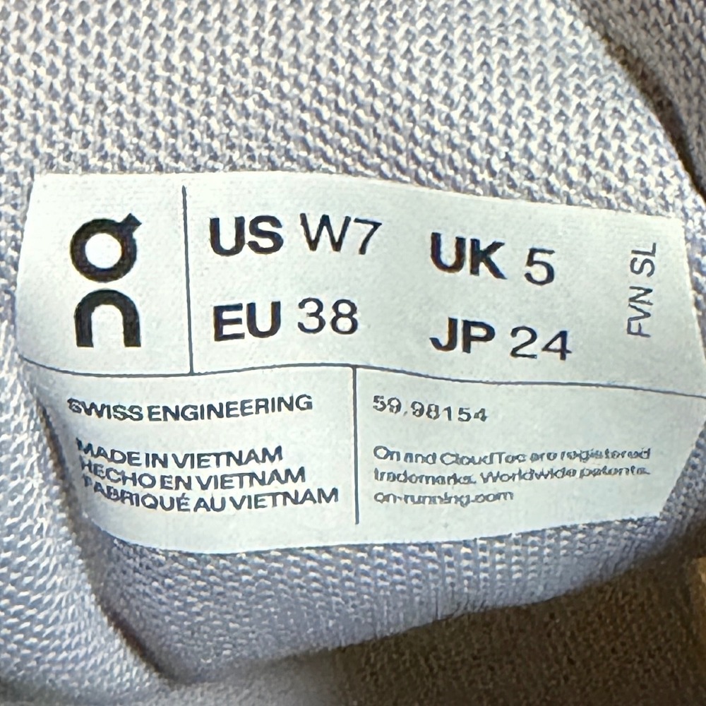 On Running Cloud 5 Womens Shoes Sand Hay 59.98154 Size 7
NEW! - Picture 3 of 8